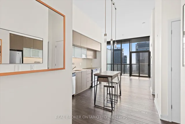 Additional image 5 of 110 Charles St Unit PH 4403