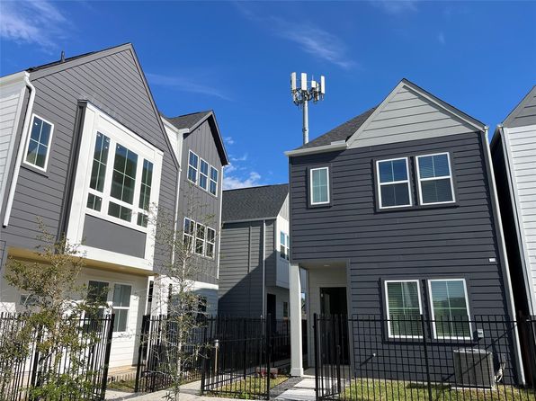 2213 Springwood Vista Ln, Houston, TX 77055