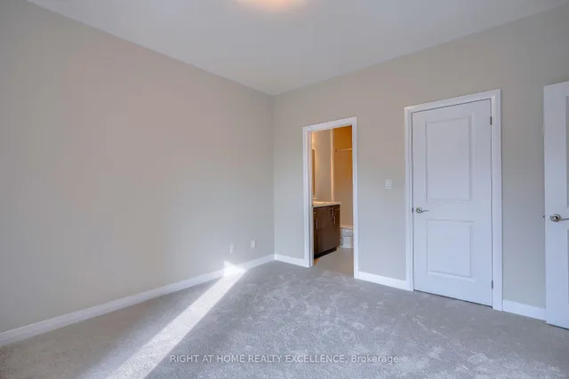 Additional image 18 of 261 Woodbine Ave Unit 28