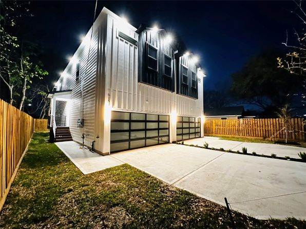 610 E 41st St #A-B, Houston, TX 77022