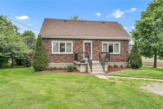 Additional image 2 of 2439 Wilson St