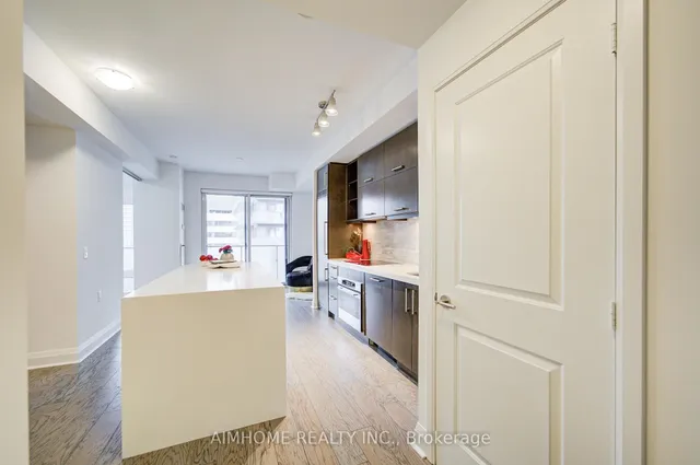 Additional image 7 of 65 St Mary St Unit 1401