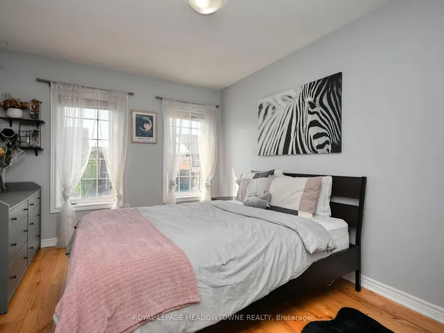 Additional image 38 of 906 Oasis Dr