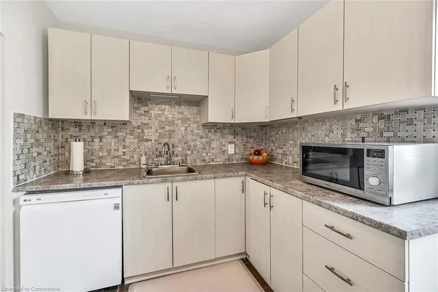 Additional image 18 of 9 Bernard St