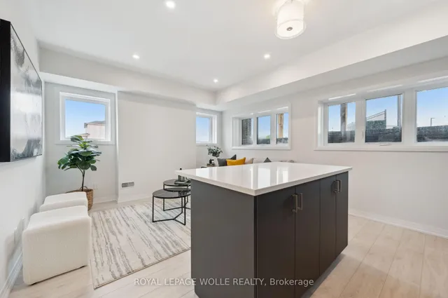 Additional image 10 of 15 Stauffer Woods Tr Unit A2