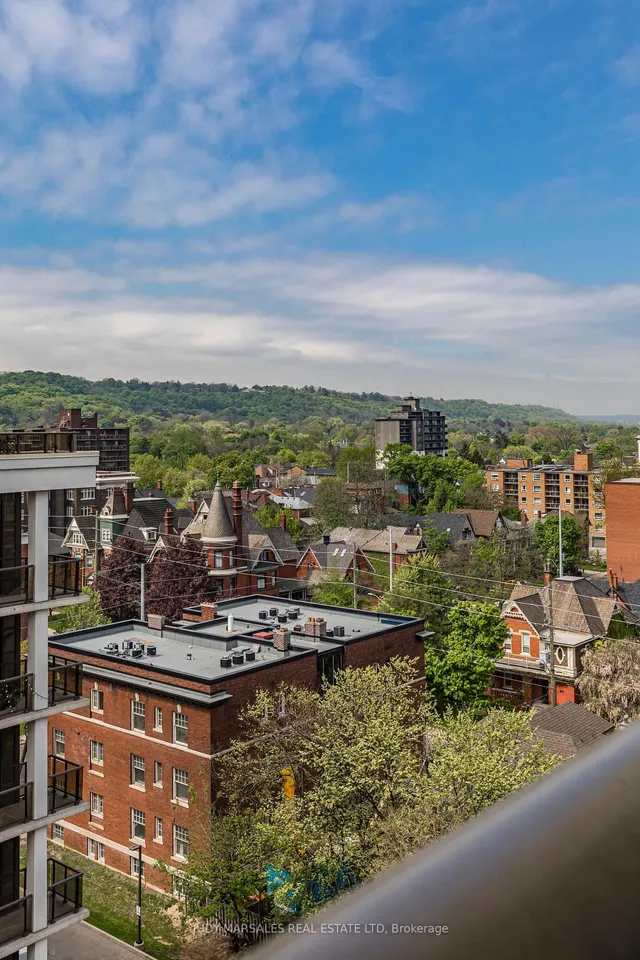 Additional image 23 of 85 Robinson St Unit 1010