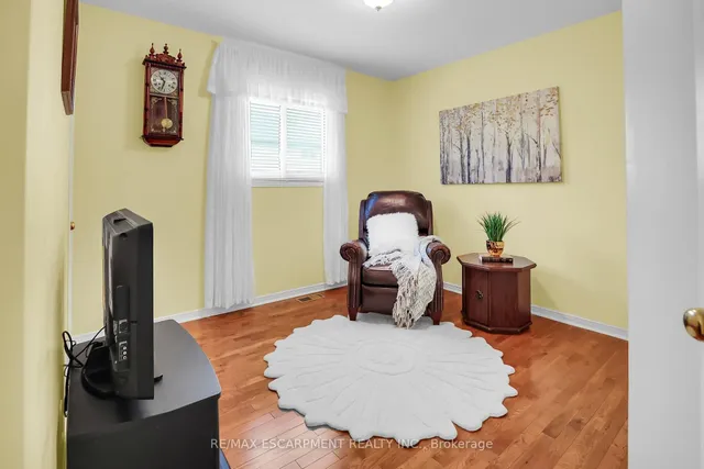 Additional image 12 of 68 Hillcroft Dr