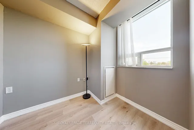 Additional image 20 of 200 Burnhamthorpe Rd Unit 402