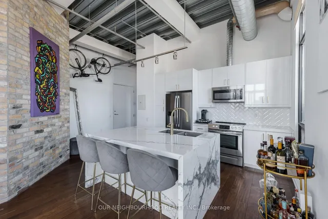 Additional image 9 of 736 Dundas St Unit PH2