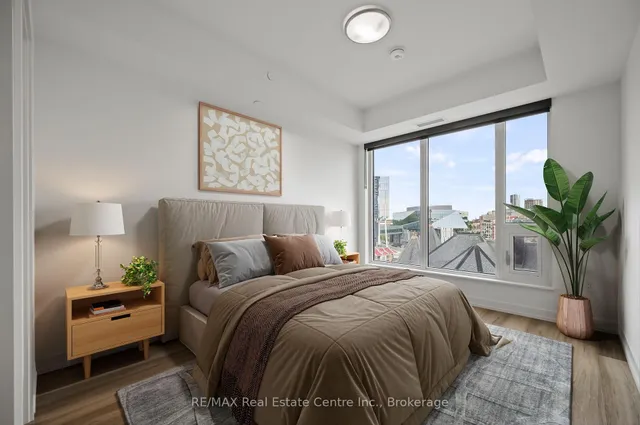 Additional image 19 of 5 Wellington St Unit 414