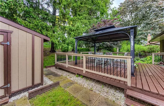 Additional image 34 of 448 Greenbrook Dr