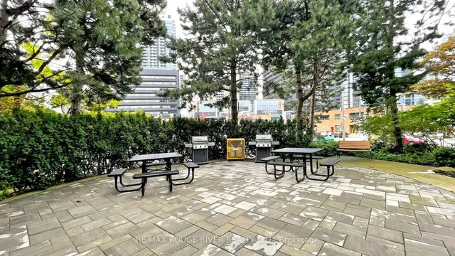 Additional image 2 of 33 Elmhurst Ave Unit 2407