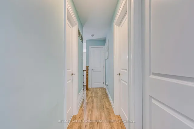 Additional image 31 of 2362 Sinclair Circ