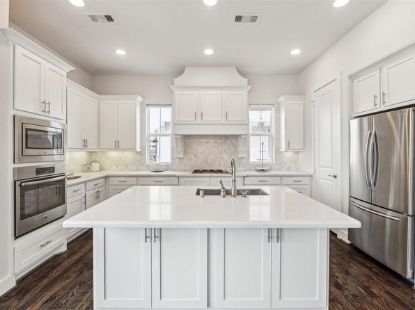 2732 Freund St, Houston, TX 77003