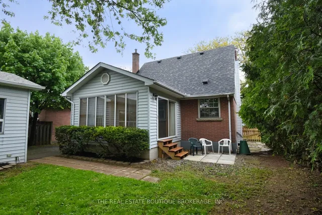 Additional image 28 of 90 Howe Ave