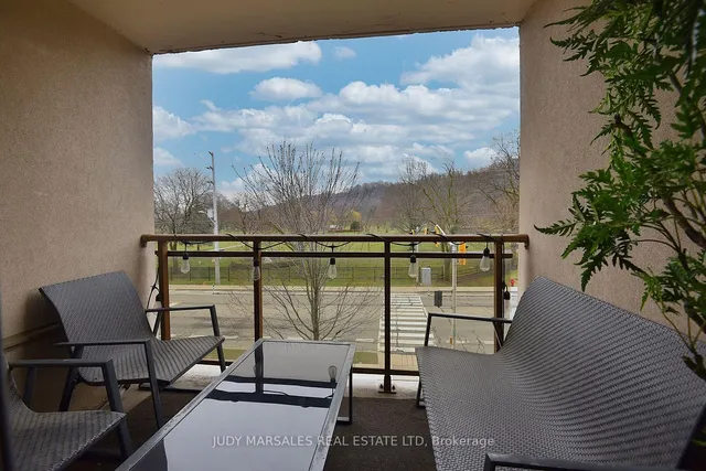 Additional image 27 of 1950 Main St Unit 302