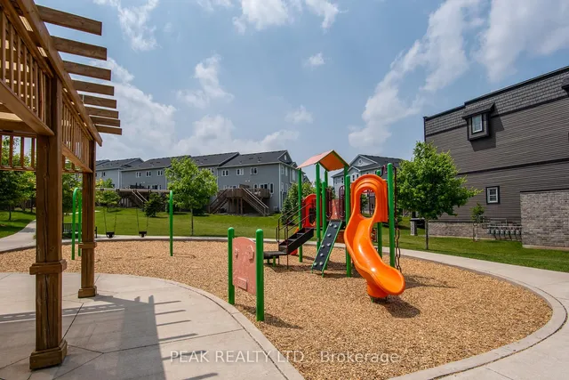 Additional image 8 of 1989 Ottawa St Unit 28F