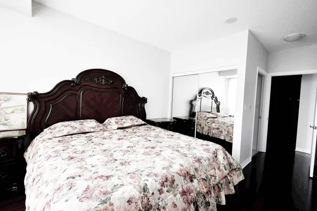 Additional image 5 of 1359 Rathburn Rd Unit 1914