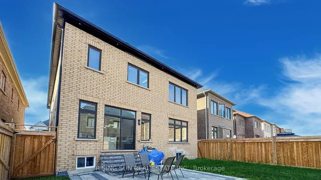 Additional image 46 of 37 Midmorning Rd