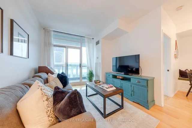 Additional image 7 of 231 Fort York Blvd Unit 722