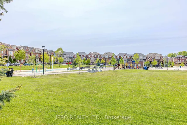 Additional image 12 of 153 Isaac Devins Blvd Unit 2