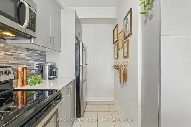 Additional image 13 of 2333 Sawgrass Dr Unit 304