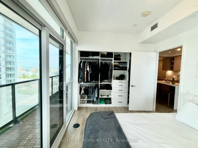 Additional image 33 of 50 Ordnance St Unit 1302