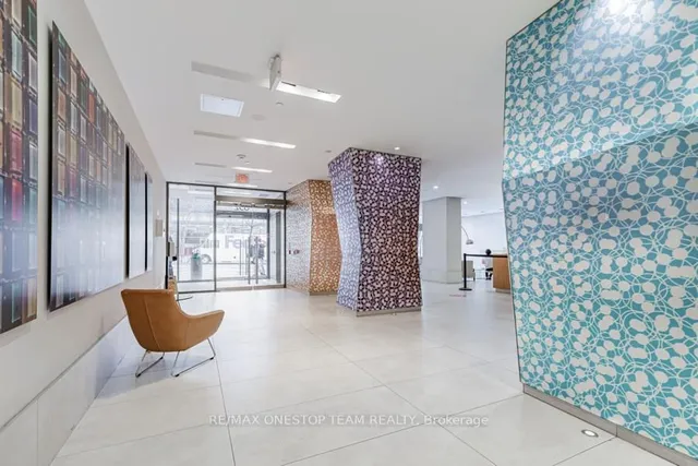 Additional image 33 of 832 Bay St Unit 4110