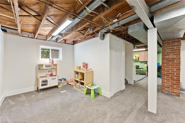 Additional image 22 of 623 Queensdale Ave