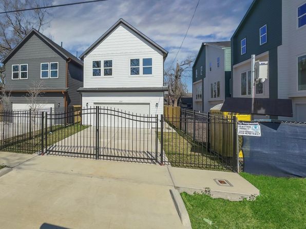1050 Marjorie St, Houston, TX 77088