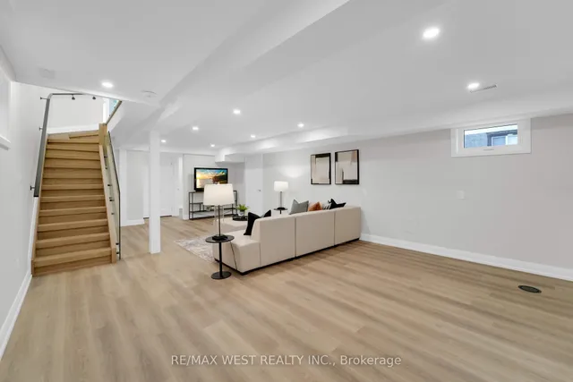 Additional image 35 of 207 Winnett Ave