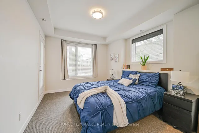 Additional image 21 of 256 ROYAL YORK Rd Unit 114