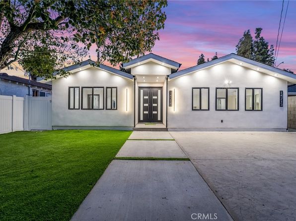 14715 Archwood St, Van Nuys, CA 91405