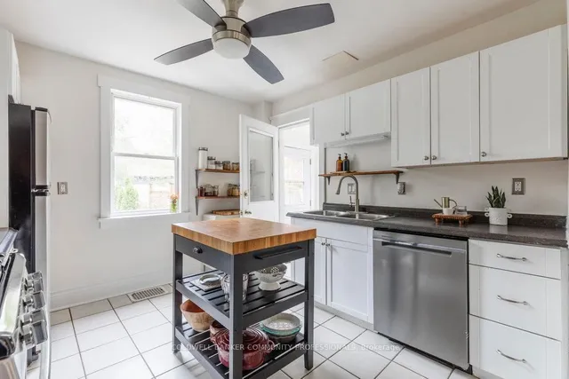 Additional image 17 of 203 Locke St