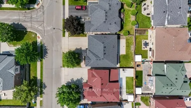 Additional image 10 of 16 Upshall Dr