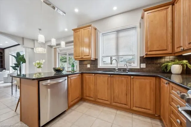 Additional image 13 of 3 Kestrel St