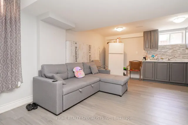 Additional image 36 of 337 Brisdale Dr