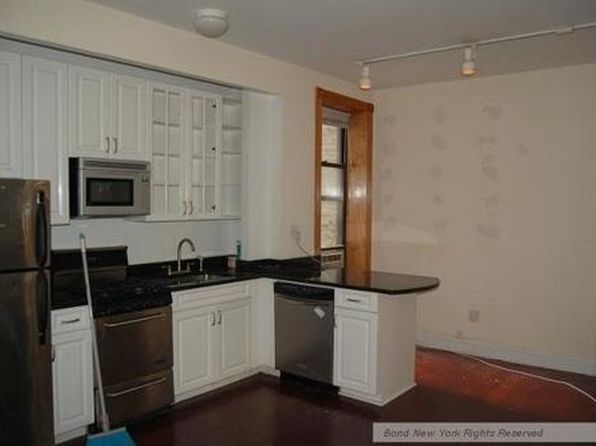 19 W 184th St, Bronx, NY 10468