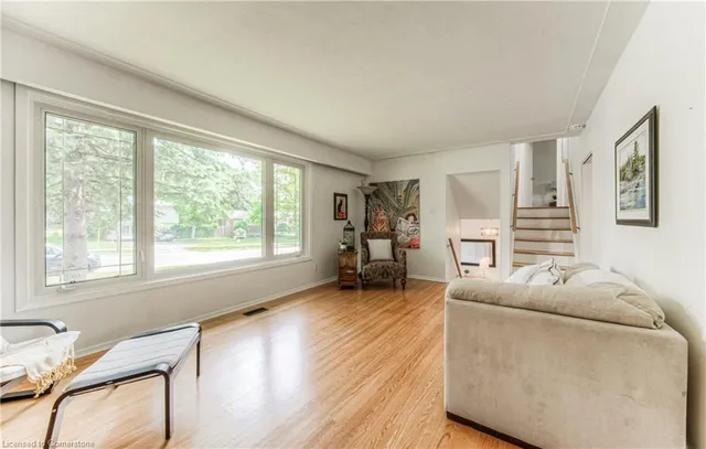 Additional image 11 of 45 Summit Ave