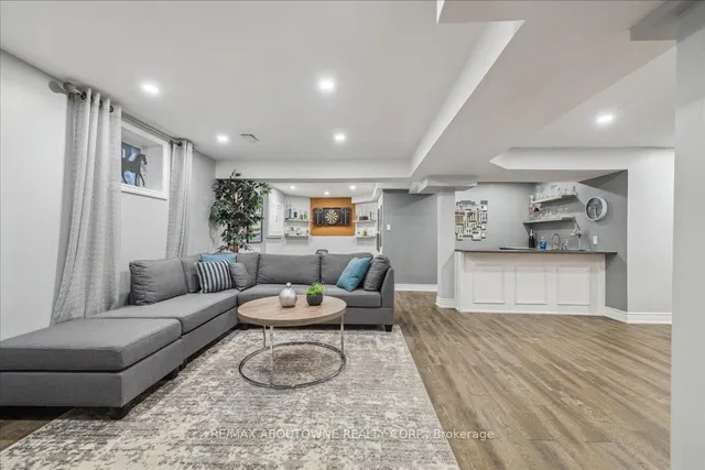 Additional image 36 of 2183 Turnberry Dr