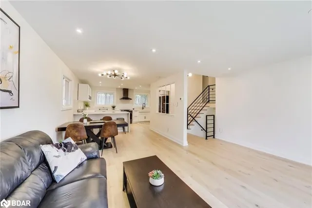 Additional image 6 of 28 Munford Cres