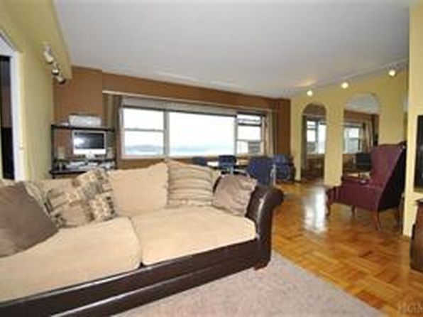 2 Fordham Hill Oval APT 8B, Bronx, NY 10468