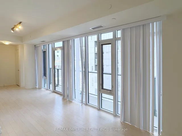 Additional image 13 of 330 Richmond St Unit 1715