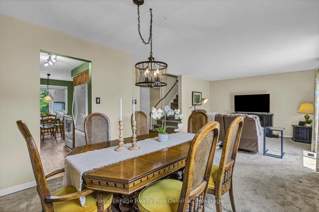 Additional image 9 of 64 Lamont Pl