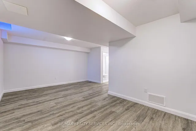 Additional image 29 of 30 Times Square Blvd Unit 191