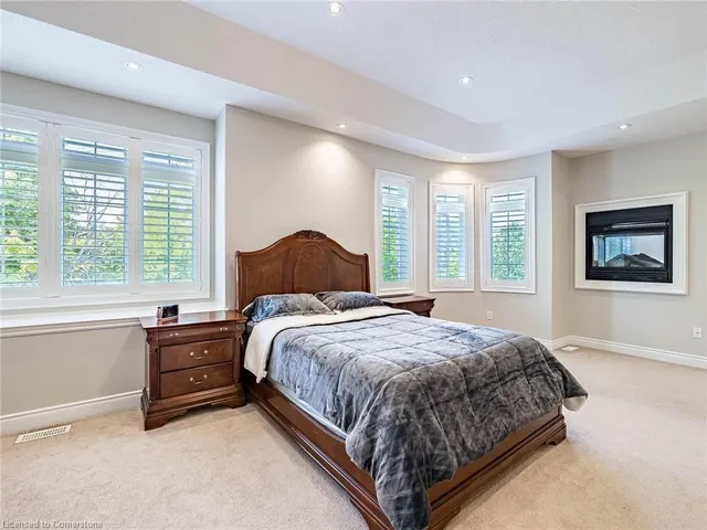 Additional image 30 of 28 Elbern Markell Run