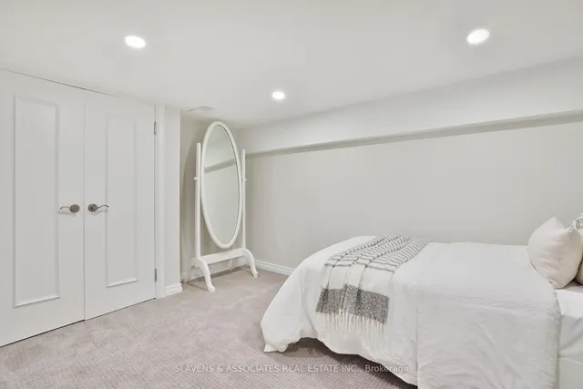 Additional image 42 of 317 Richview Ave