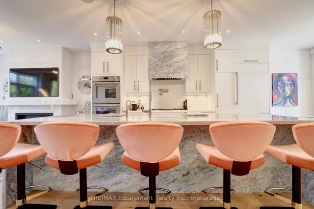 Additional image 8 of 2134 New St Unit 4