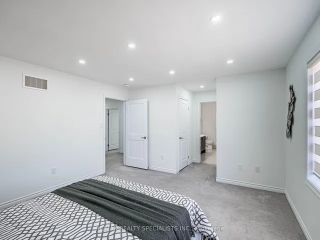 Additional image 21 of 479 Brisdale Dr