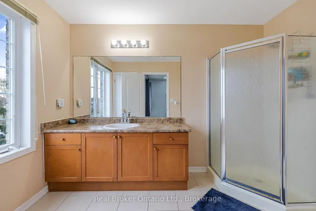 Additional image 20 of 28 Whitefish Cres